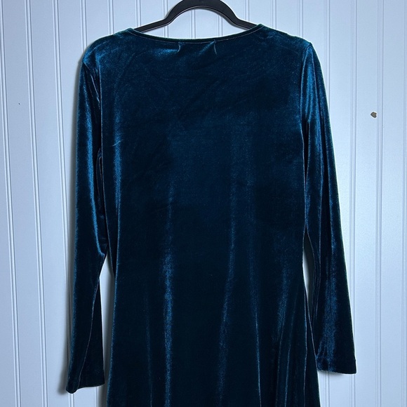 Elodie Deep Blue Velvet Long Sleeve Dress Sz L V Neck Velvet Party Cocktail - Picture 9 of 13